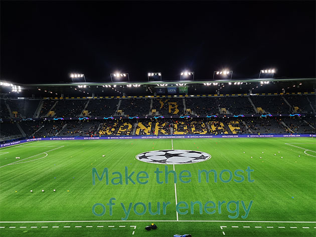 ... dive 4 the ball!