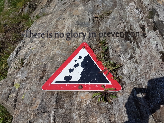 ... falling rocks!